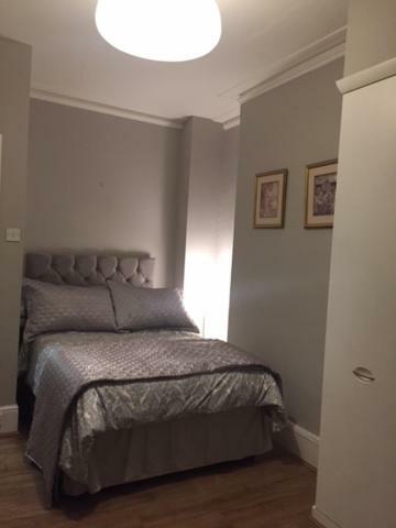 Perfect 2 Bedroom Flat Shepherds Bush W12 伦敦 外观 照片